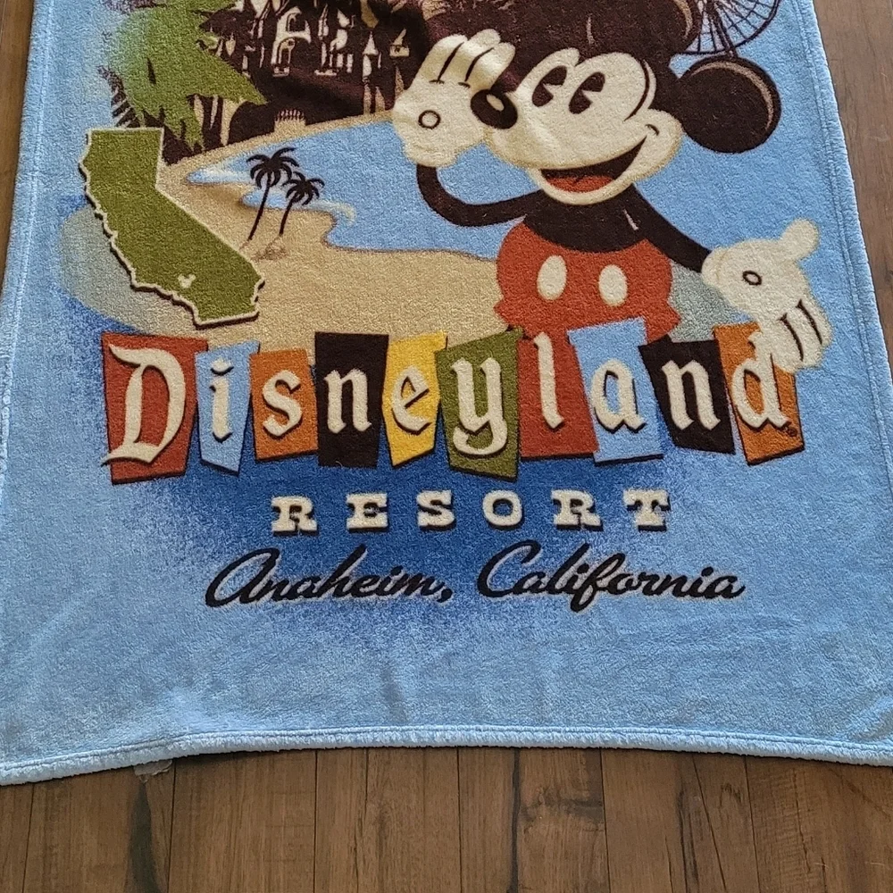 Disney Mickey Mouse Disneyland Resort Anaheim California Vintage Blue Blanket
